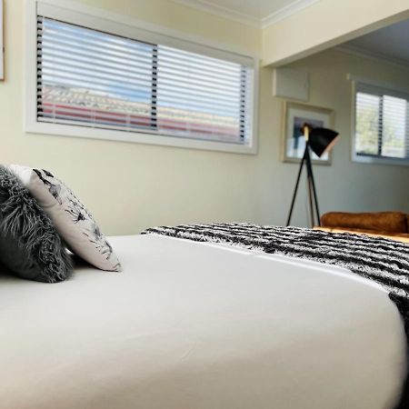 Stanley Village Waterfront Accommodation Buitenkant foto