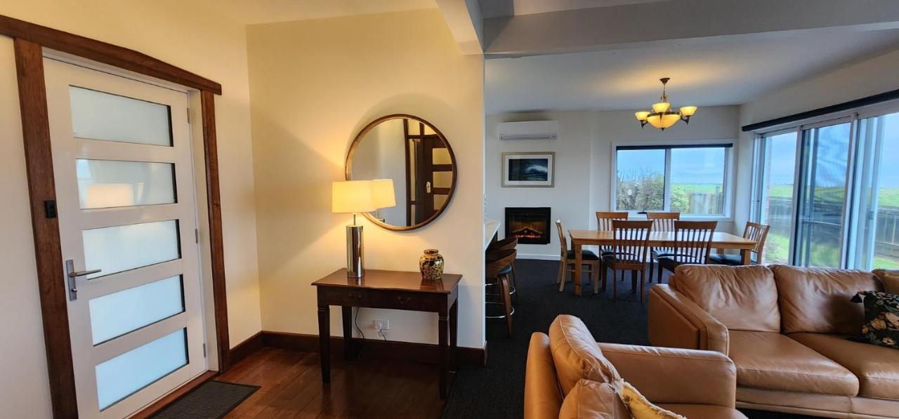 Stanley Village Waterfront Accommodation Buitenkant foto